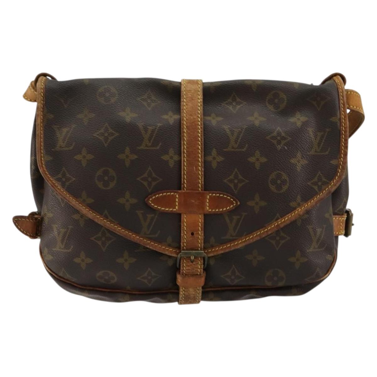 LOUIS VUITTON Monogram Saumur 30 Shoulder Bag M42256 LV Auth ka4312