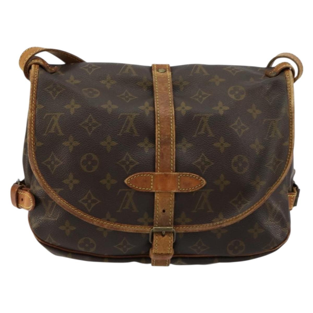 LOUIS VUITTON Monogram Saumur 30 Shoulder Bag M42256 LV Auth ka4312