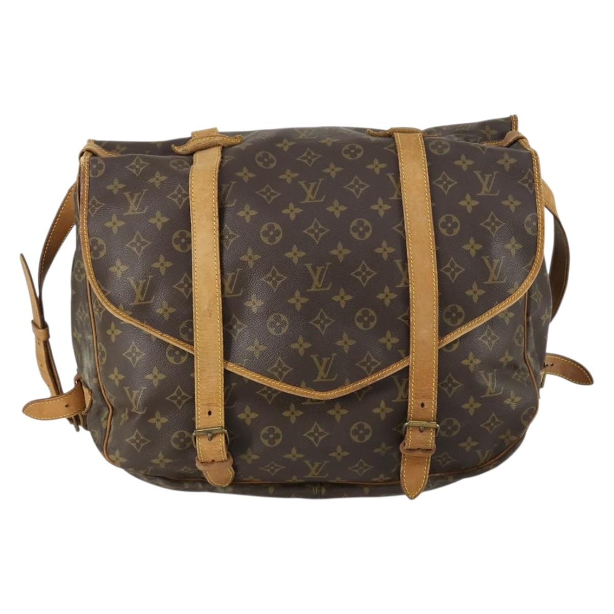 LOUIS VUITTON Monogram Saumur 43 Shoulder Bag M42252 LV Auth ka436