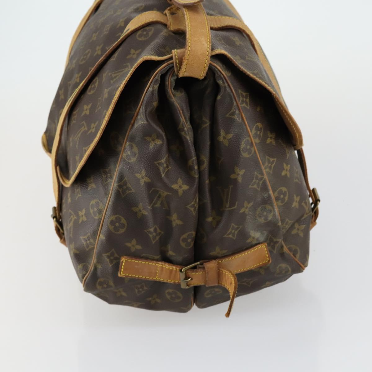 LOUIS VUITTON Monogram Saumur 43 Shoulder Bag M42252 LV Auth ka436