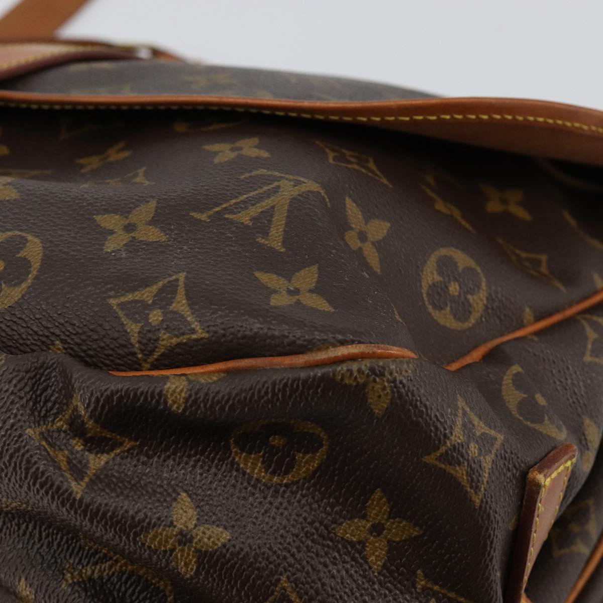 LOUIS VUITTON Monogram Saumur 35 Shoulder Bag M42254 LV Auth ka4390