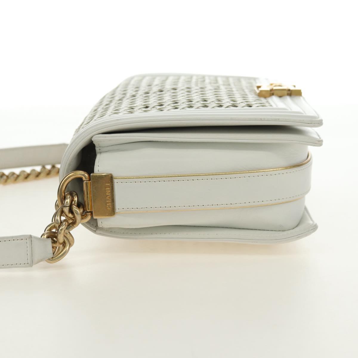 CHANEL Chain Boy Chanel Shoulder Bag Leather White Gold CC Auth ka4428V
