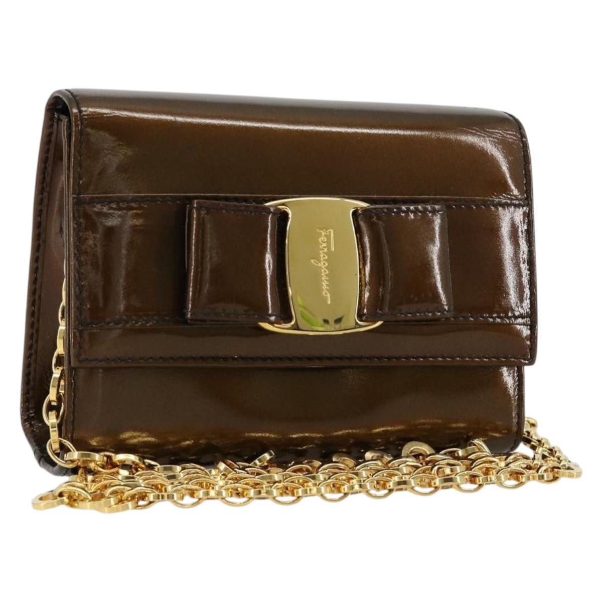 Salvatore Ferragamo Vala Chain Bag Patent leather Bronze Gold Auth ka4455