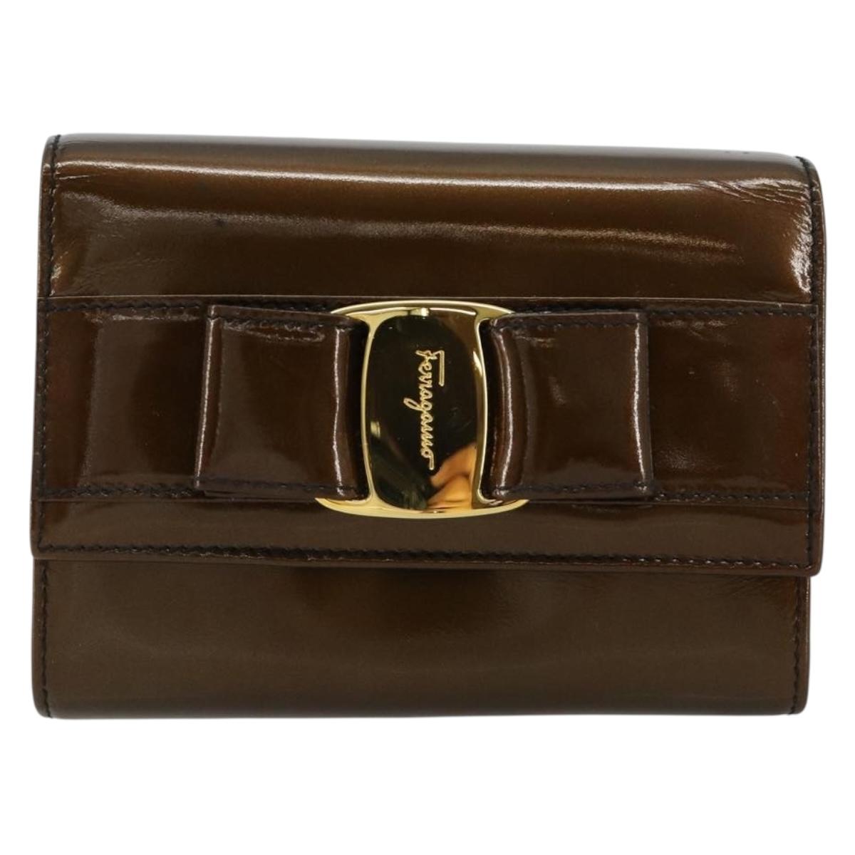 Salvatore Ferragamo Vala Chain Bag Patent leather Bronze Gold Auth ka4455