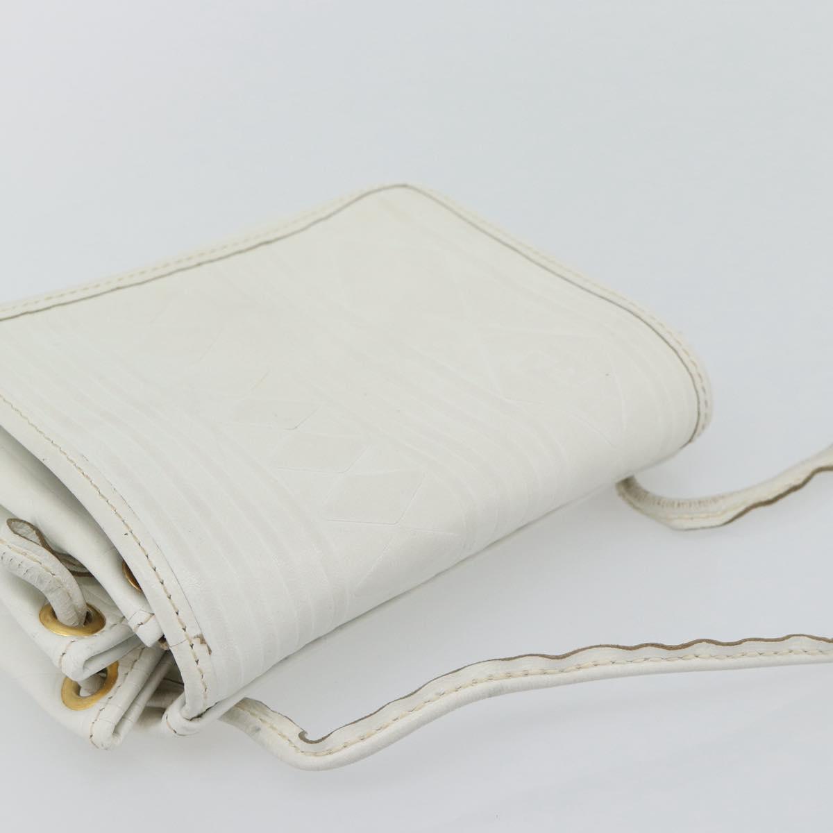 FENDI Shoulder Bag Leather White Gold Auth ka4485