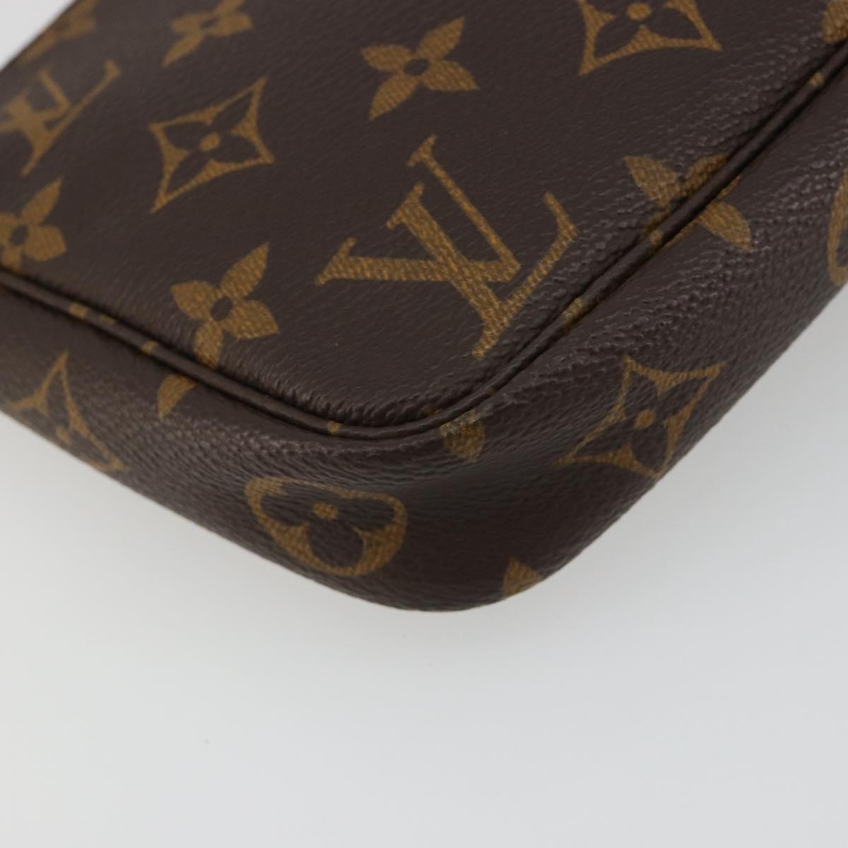 LOUIS VUITTON Monogram Pochette Accessoires Pouch M51980 LV Auth ka4619V