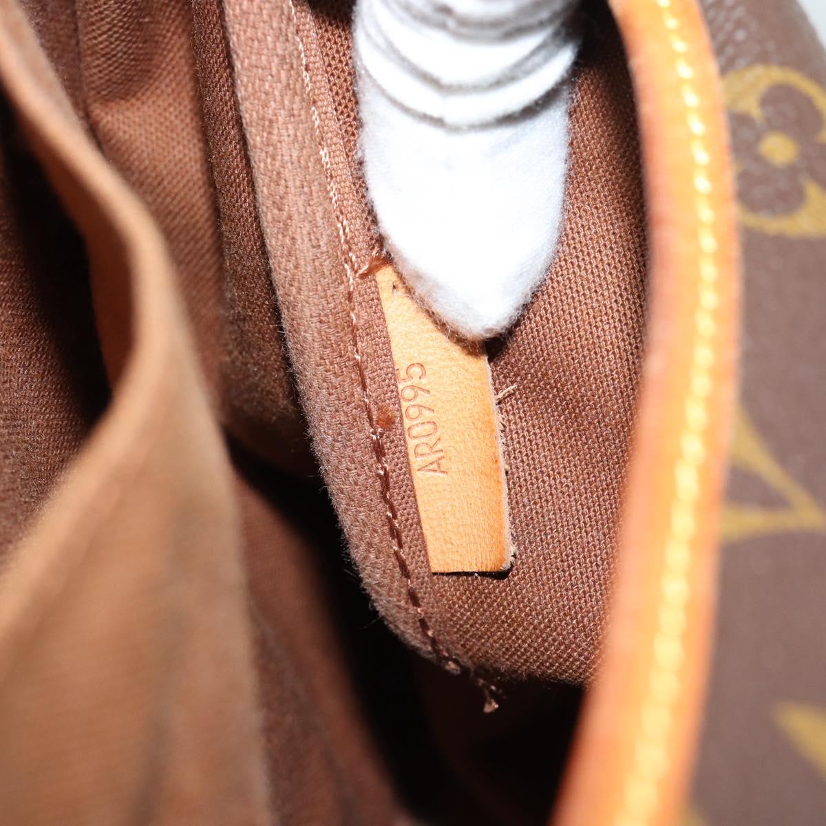 LOUIS VUITTON Monogram Saumur 35 Shoulder Bag M42254 LV Auth ka4631