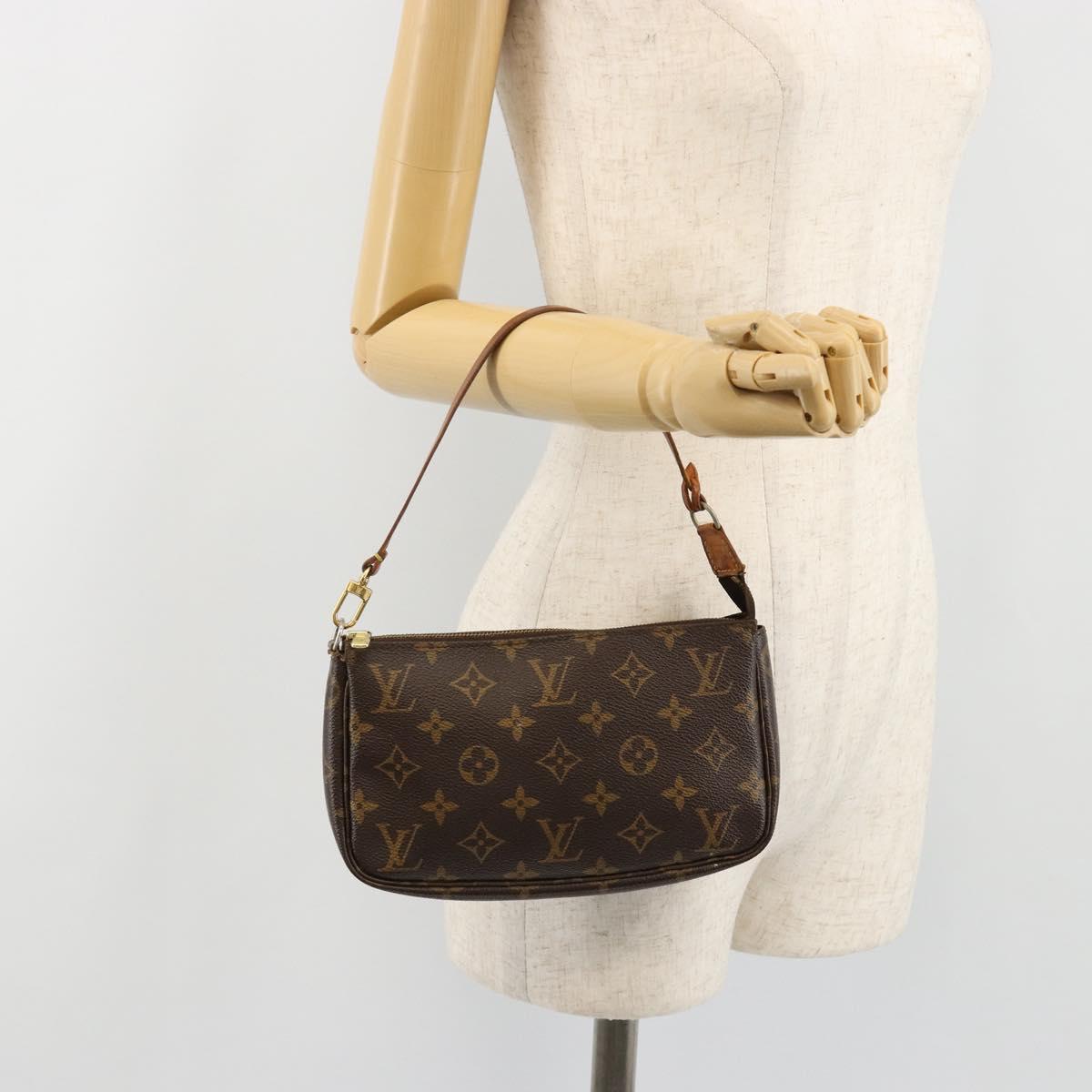 LOUIS VUITTON Monogram Pochette Accessoires Pouch M51980 LV Auth ka4674