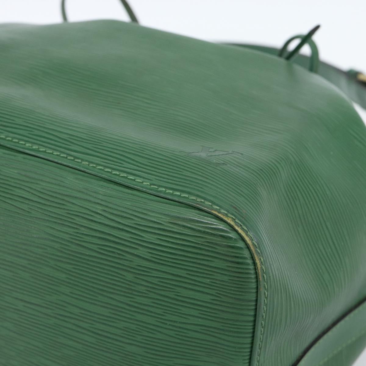 LOUIS VUITTON Epi Petit Noe Shoulder Bag Green M44104 LV Auth ka4681