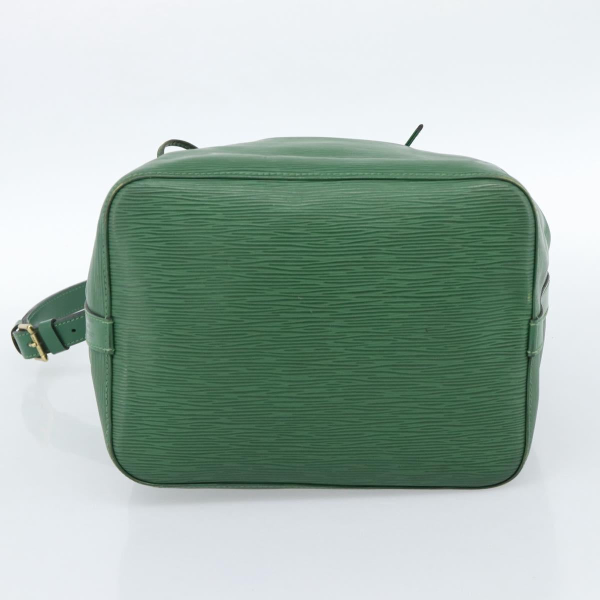 LOUIS VUITTON Epi Petit Noe Shoulder Bag Green M44104 LV Auth ka4681