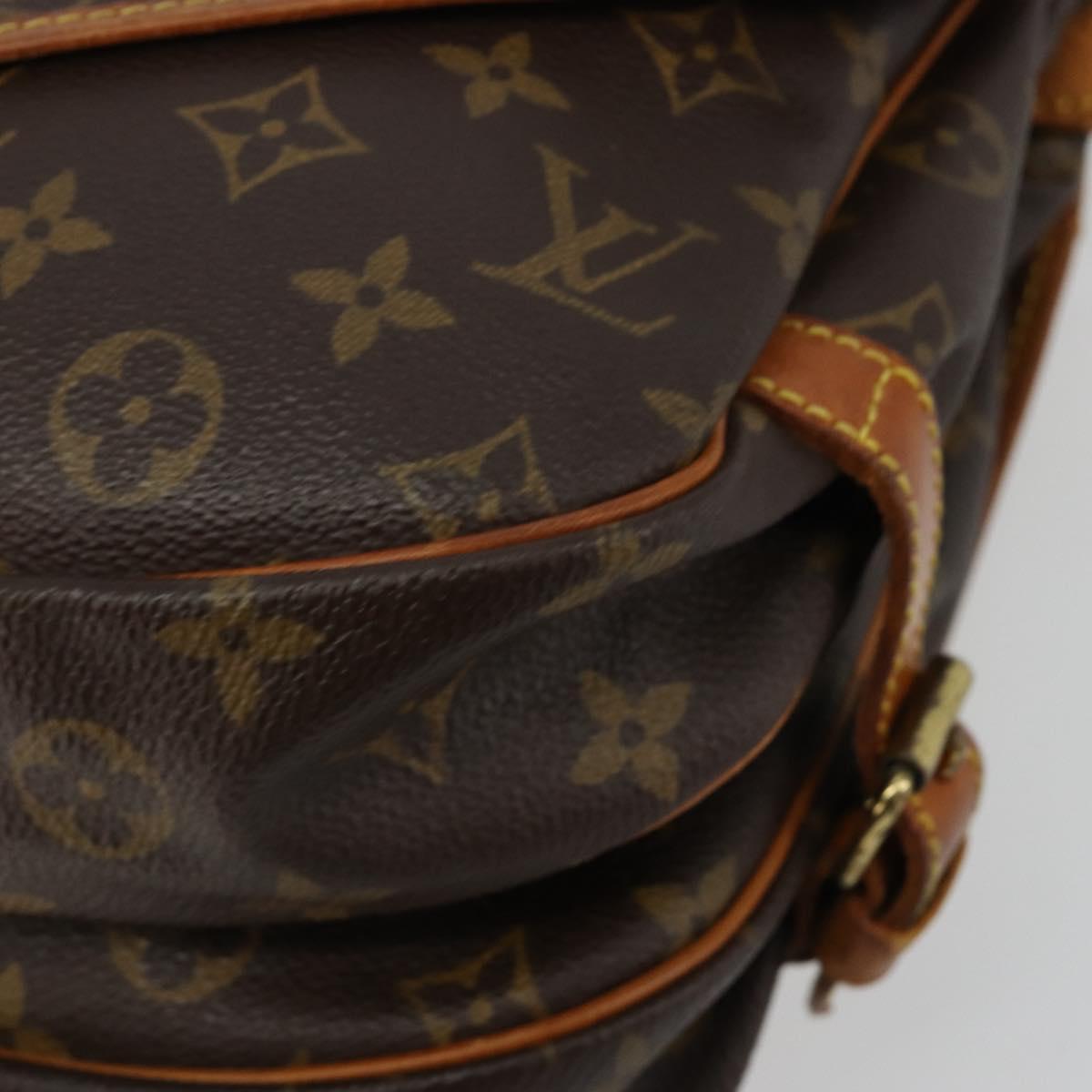 LOUIS VUITTON Monogram Saumur 30 Shoulder Bag M42256 LV Auth ka4691