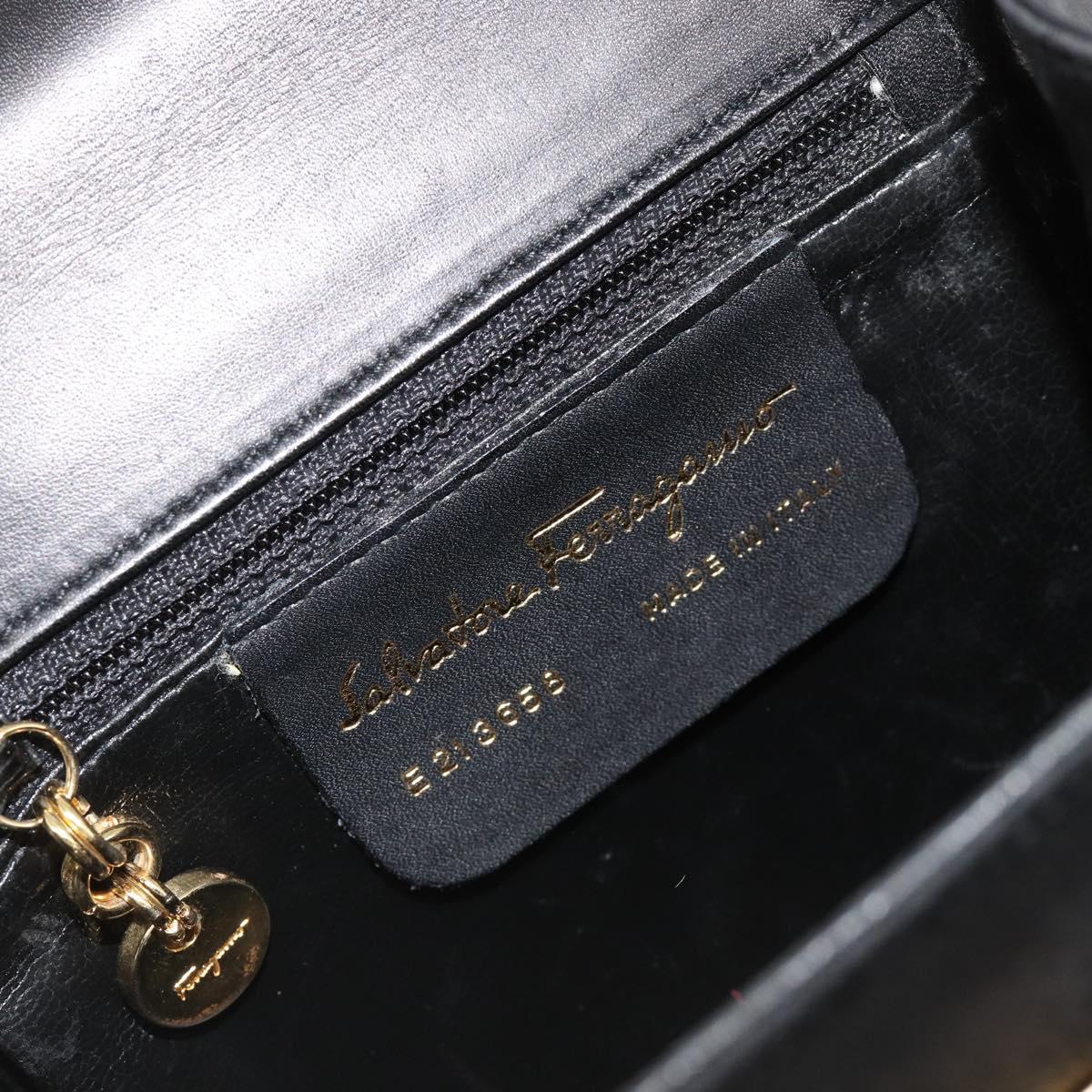 Salvatore Ferragamo Gancini Shoulder Bag Harako leather Black Gold Auth ka4773A