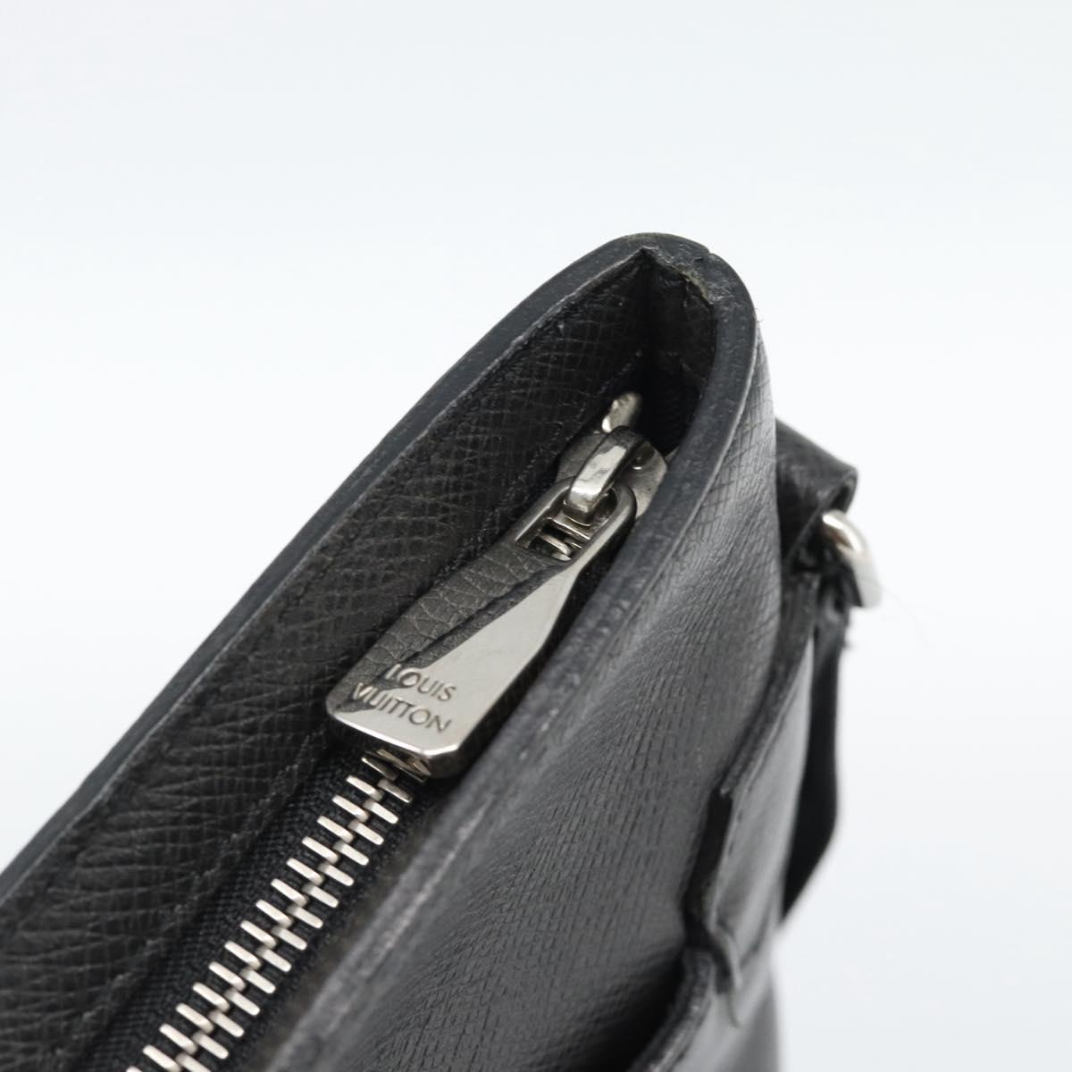 LOUIS VUITTON Taiga Sasha Shoulder Bag Ardoise M32712 LV Auth ka4817