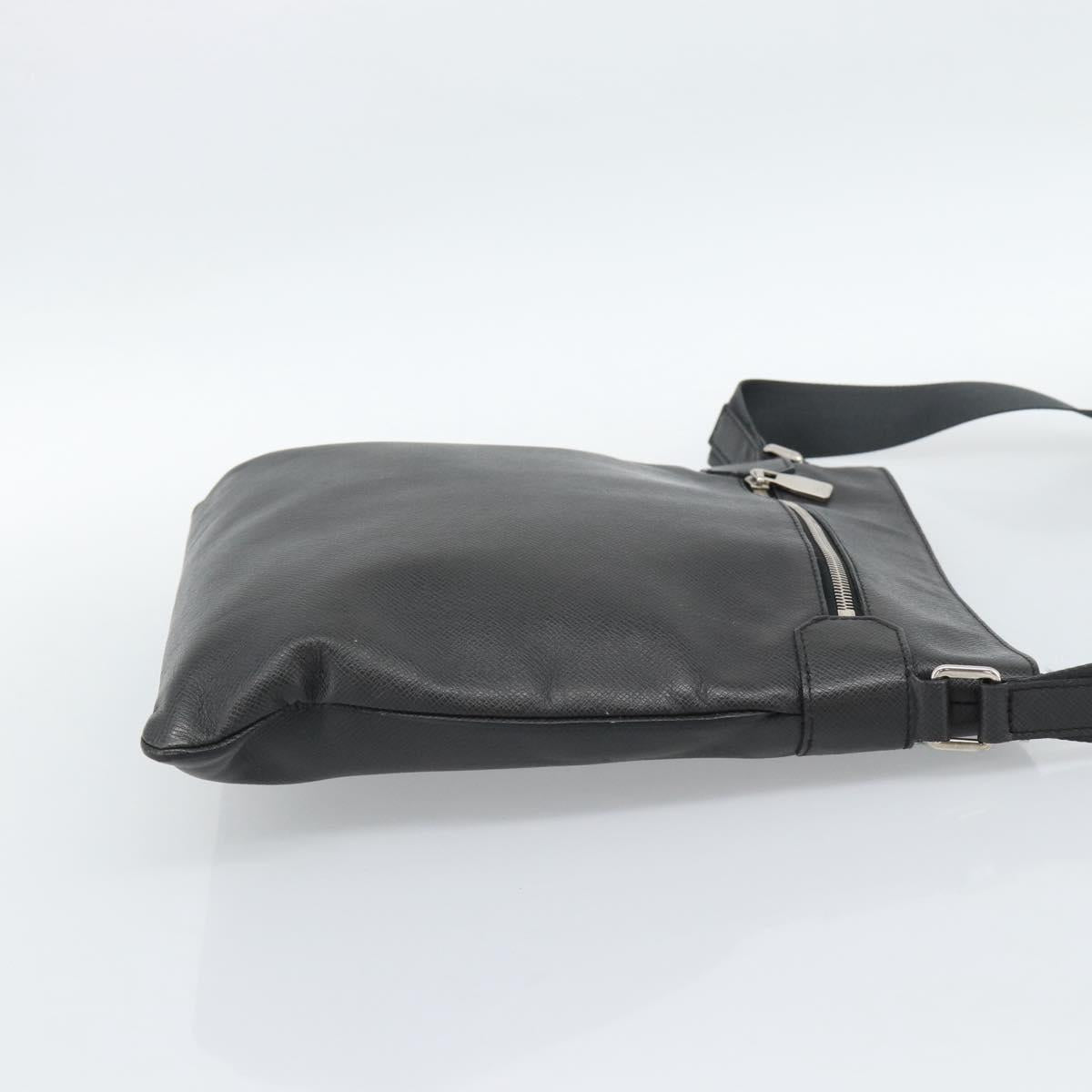 LOUIS VUITTON Taiga Sasha Shoulder Bag Ardoise M32712 LV Auth ka4817