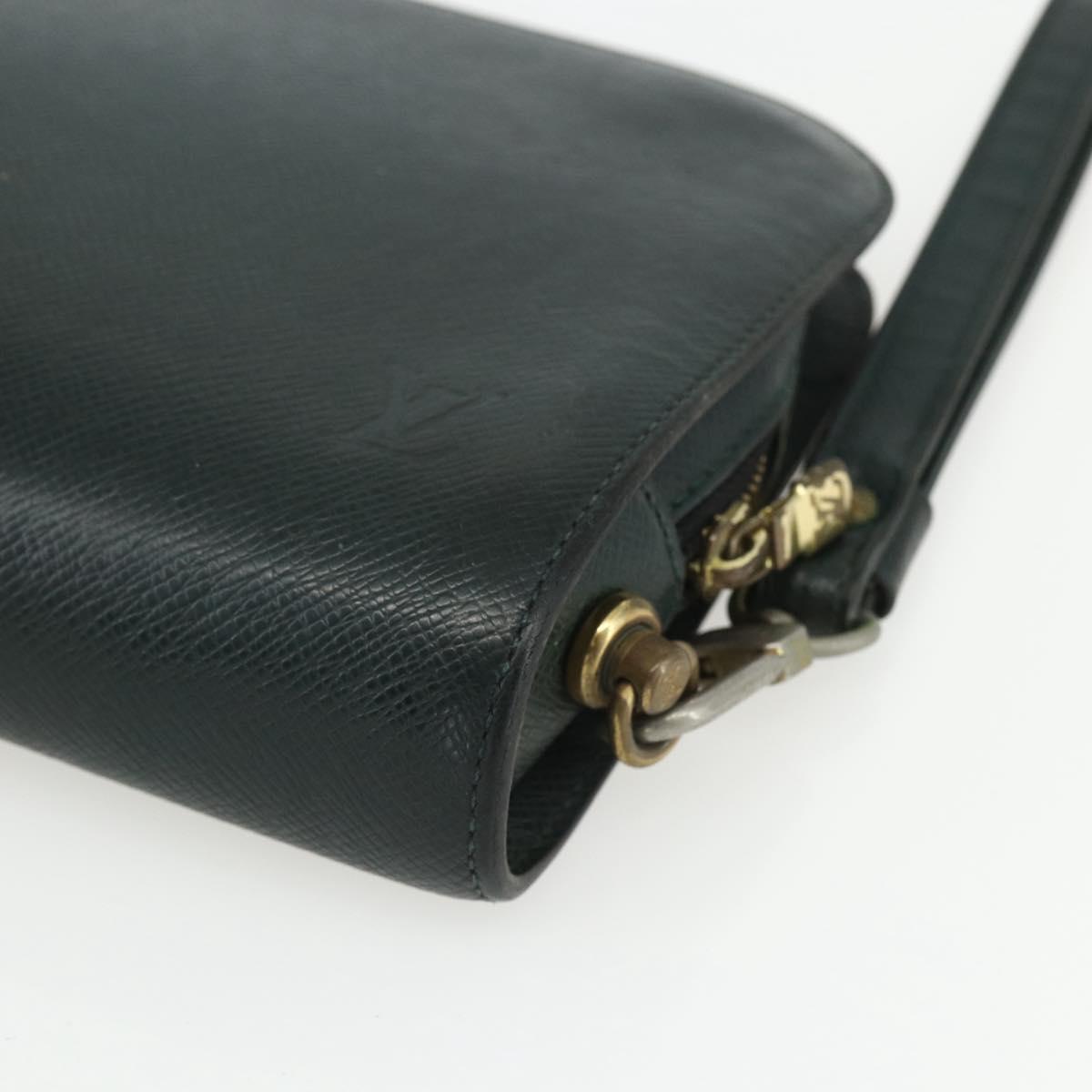 LOUIS VUITTON Taiga Baikal Clutch Bag Epicea M30184 LV Auth ka487