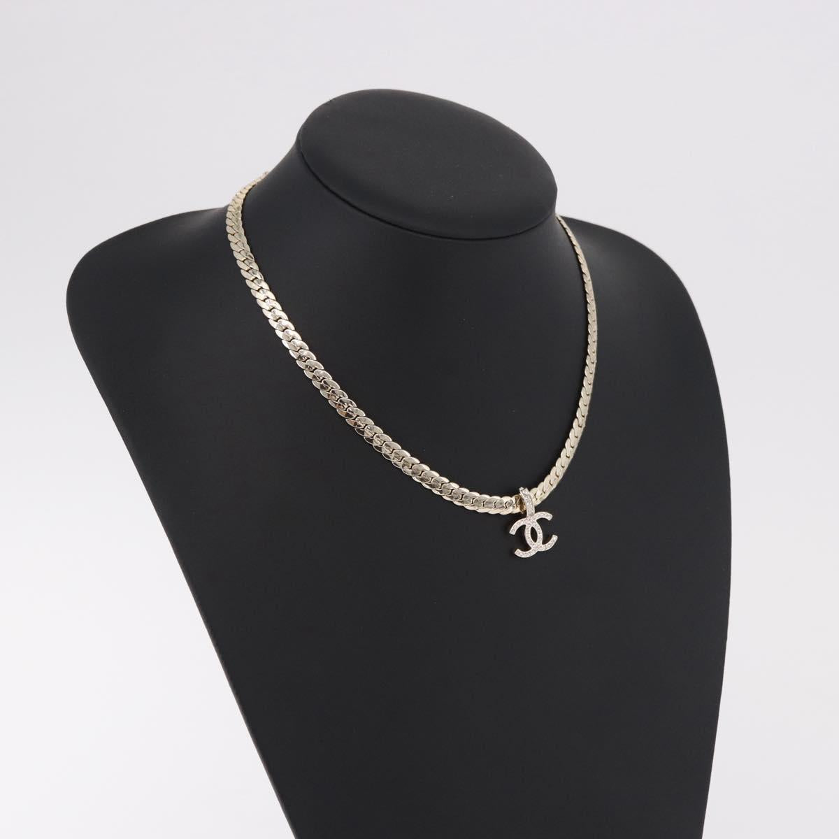 CHANEL Necklace metal Gold Tone CC Auth ka4882SAM