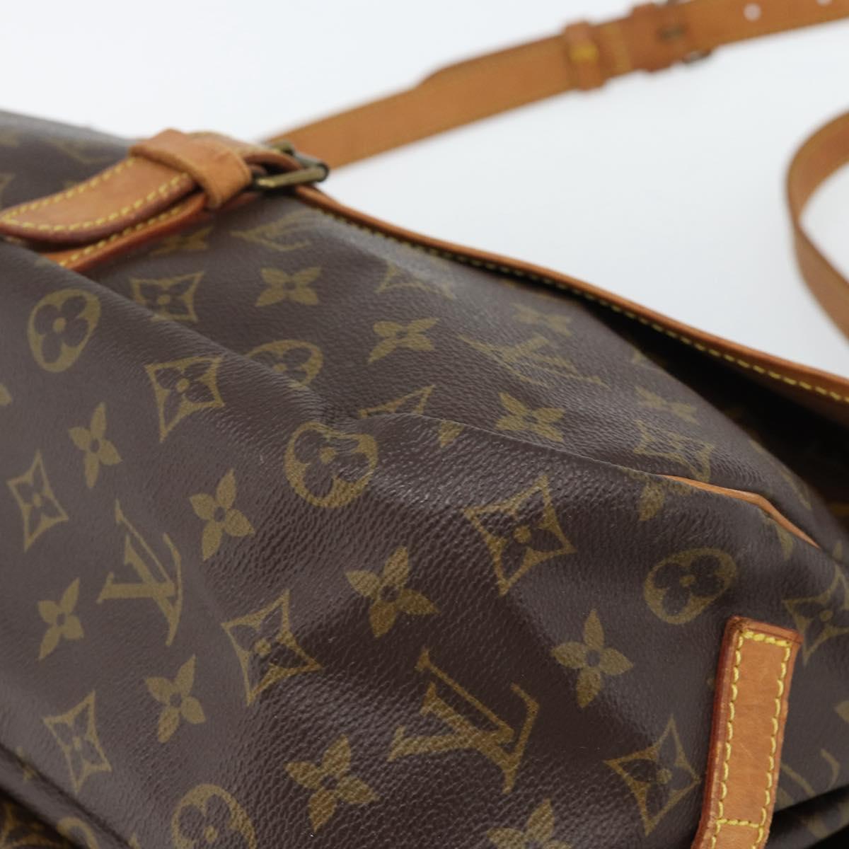 LOUIS VUITTON Monogram Saumur 35 Shoulder Bag M42254 LV Auth ka4885