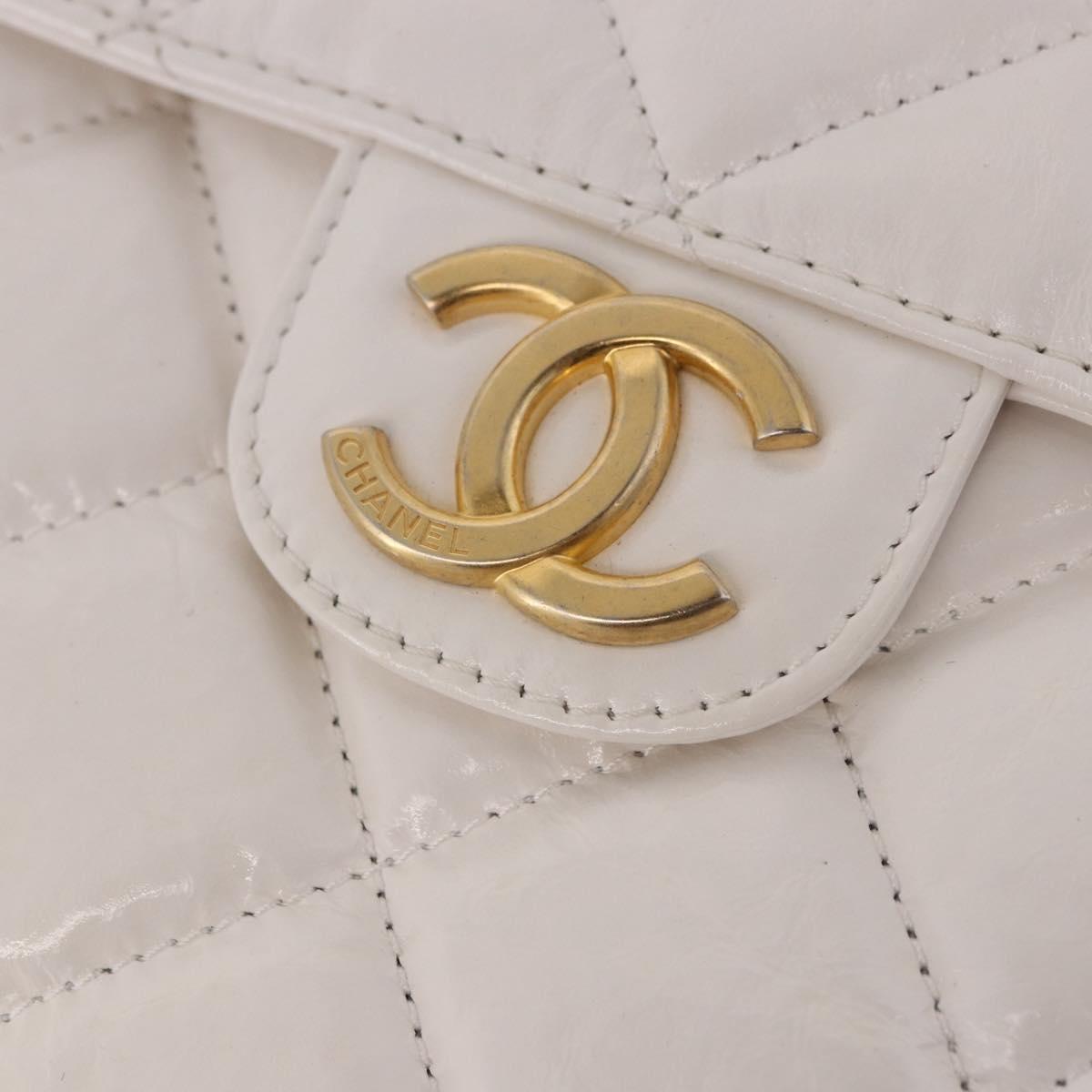 CHANEL Matelasse Chain Shoulder Bag Patent leather White Gold CC Auth ka4897SAM