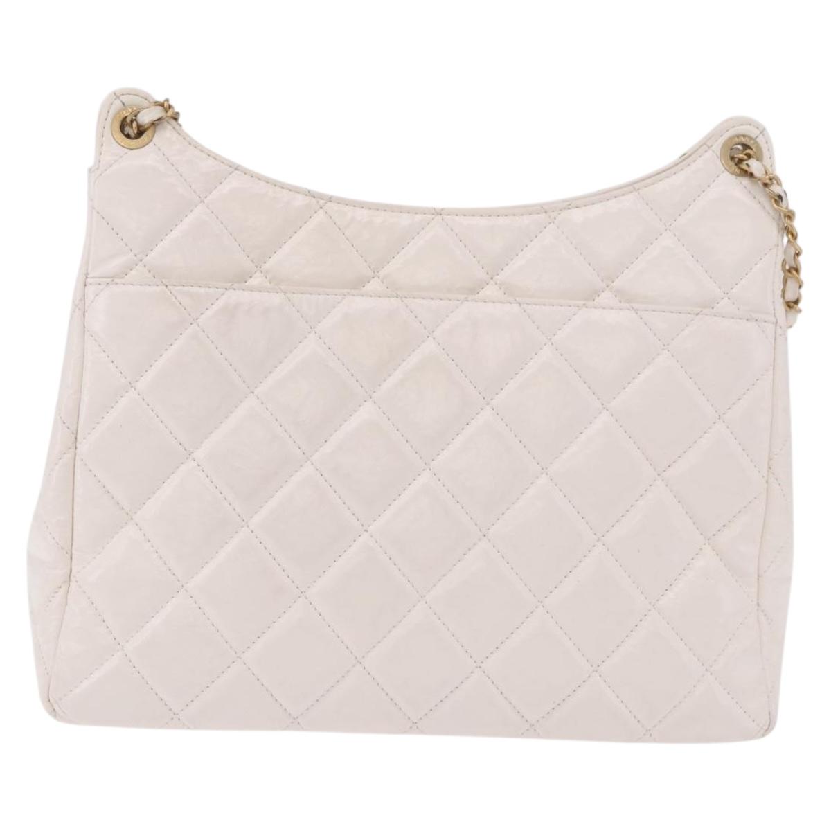 CHANEL Matelasse Chain Shoulder Bag Patent leather White Gold CC Auth ka4897SAM