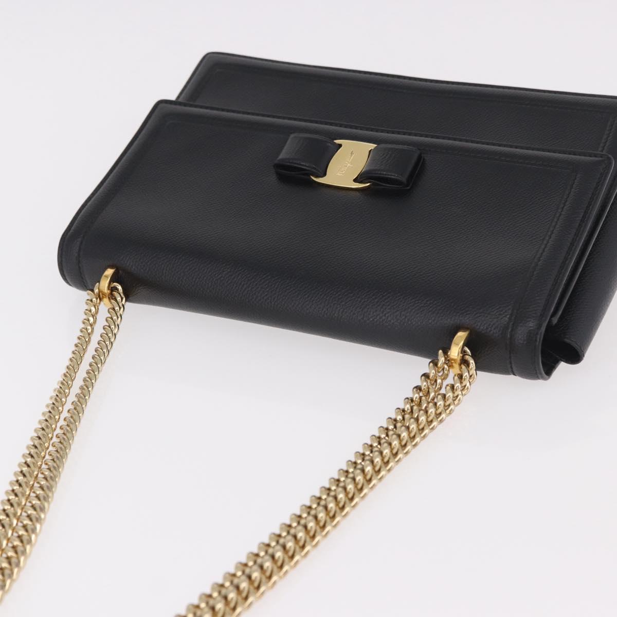 Salvatore Ferragamo Vala Chain Shoulder Bag Leather Black Gold Auth ka4916A