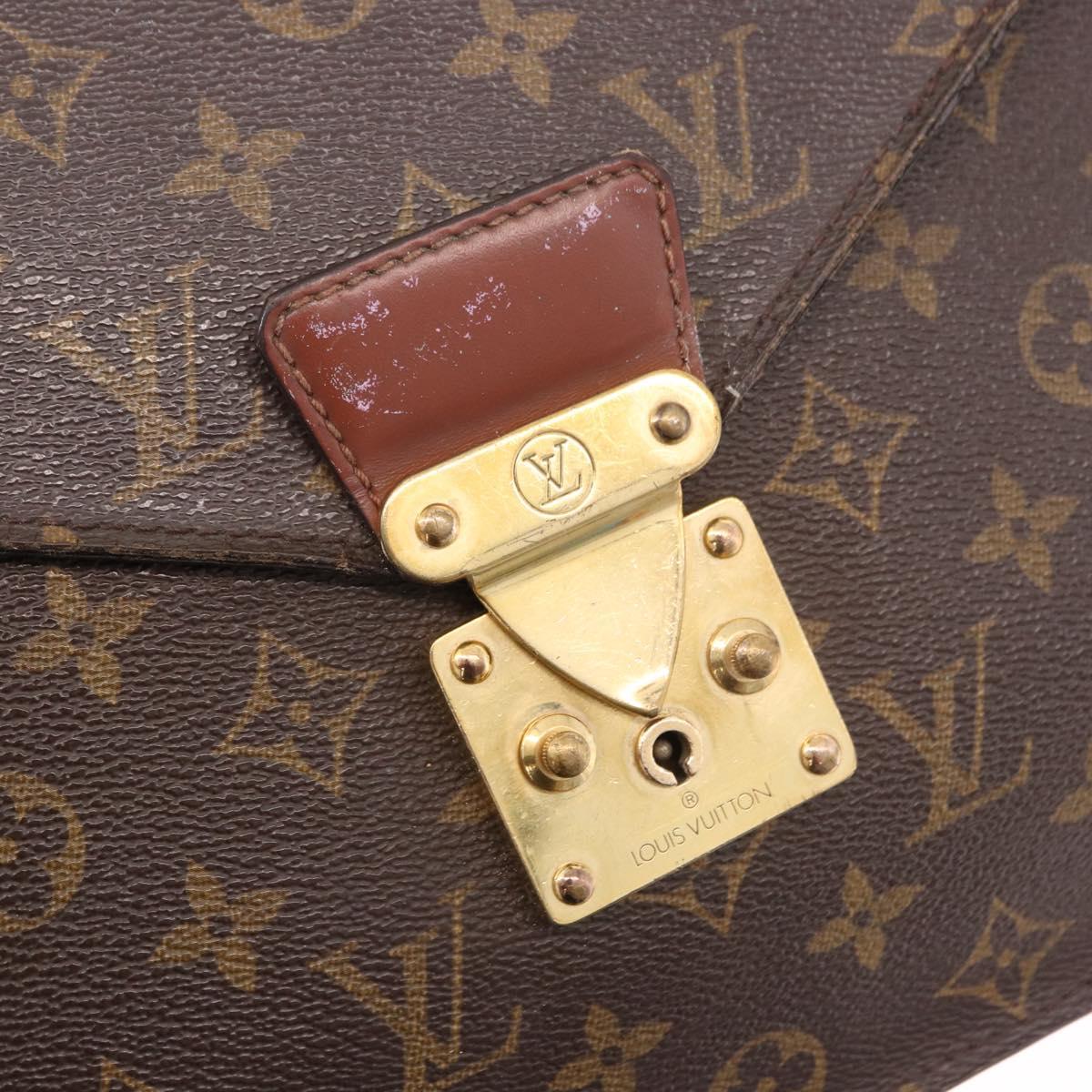 LOUIS VUITTON Monogram Porte Documents Bandouliere Bag M53338 Auth ka5092