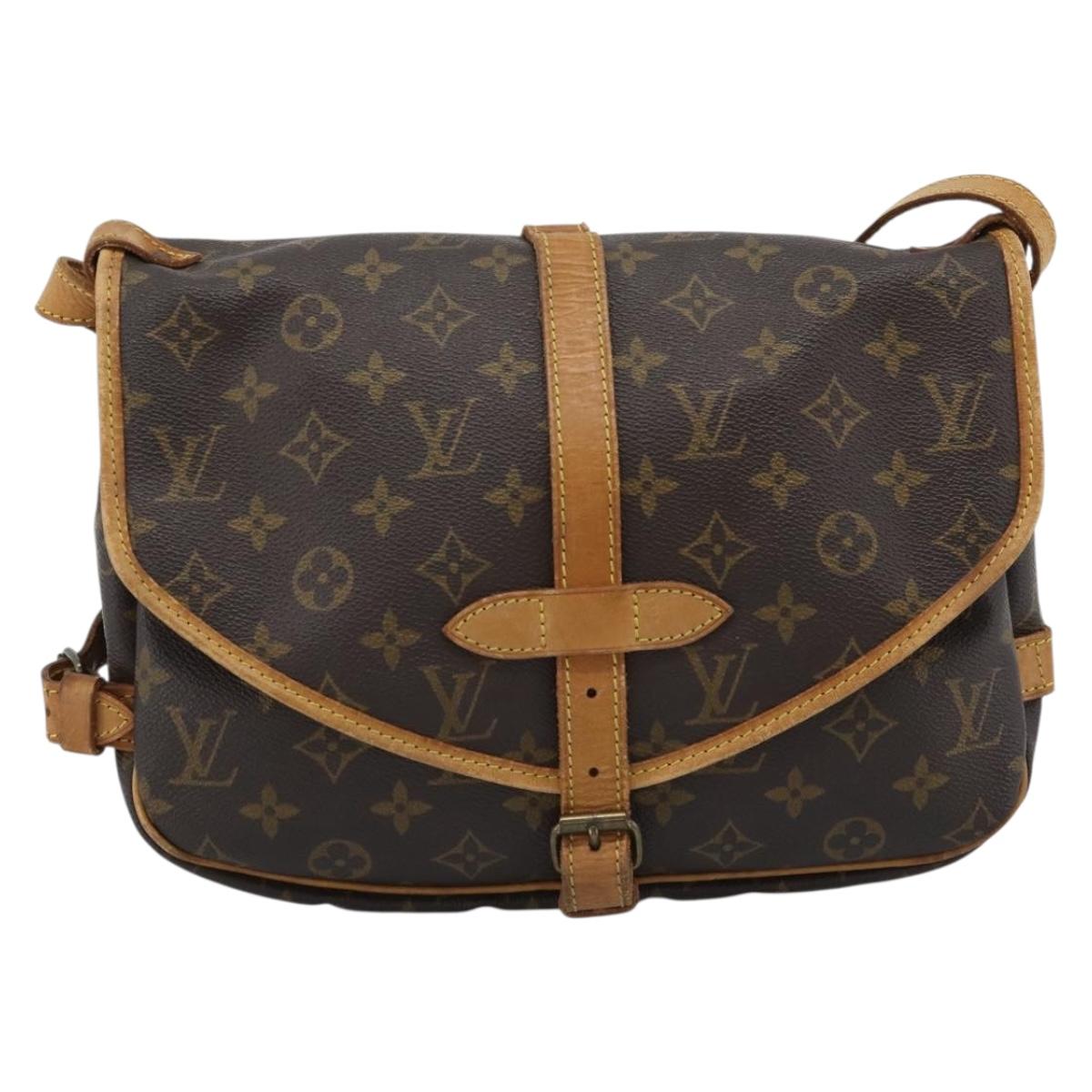 LOUIS VUITTON Monogram Saumur 30 Shoulder Bag M42256 LV Auth ka5094