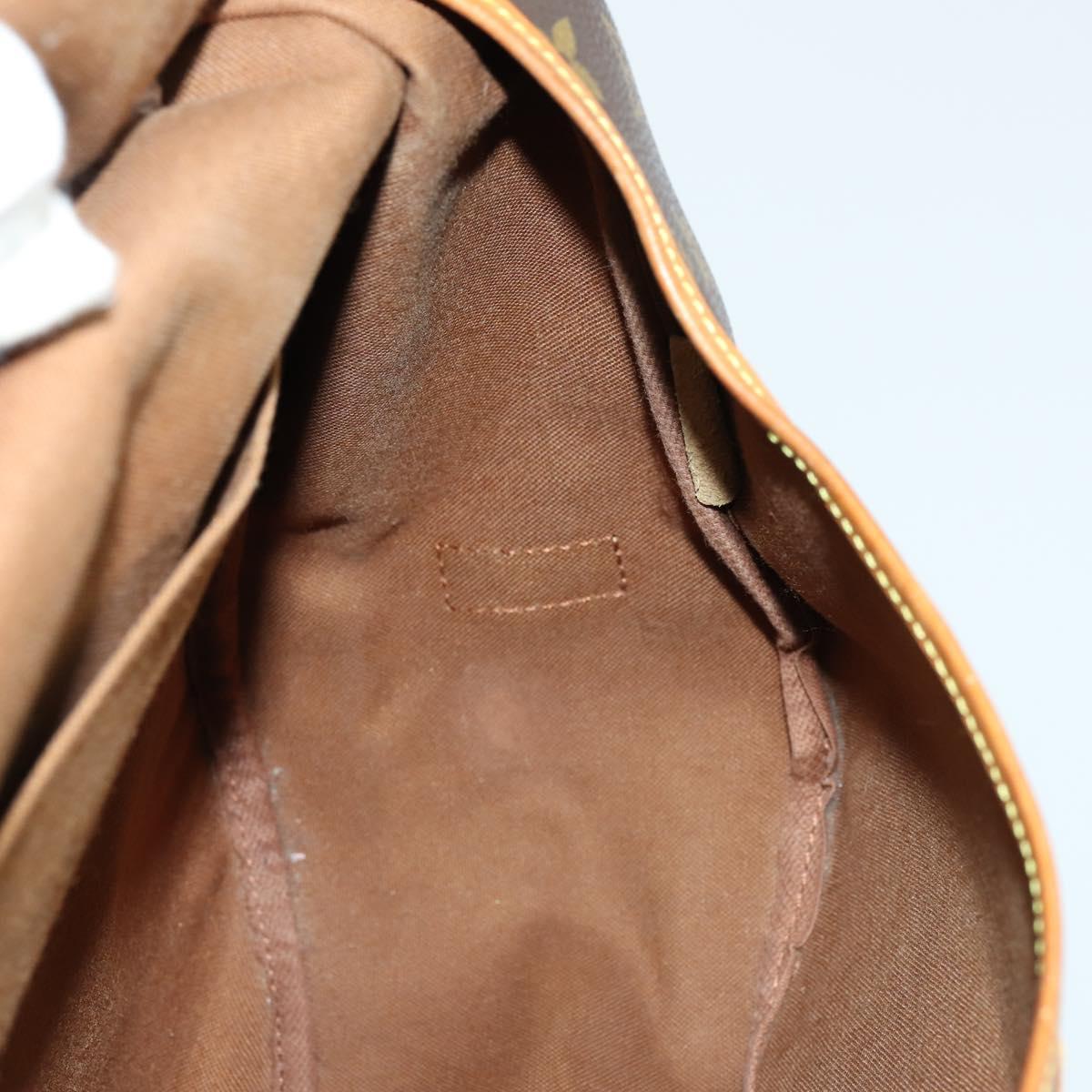 LOUIS VUITTON Monogram Saumur 35 Shoulder Bag M42254 LV Auth ka510