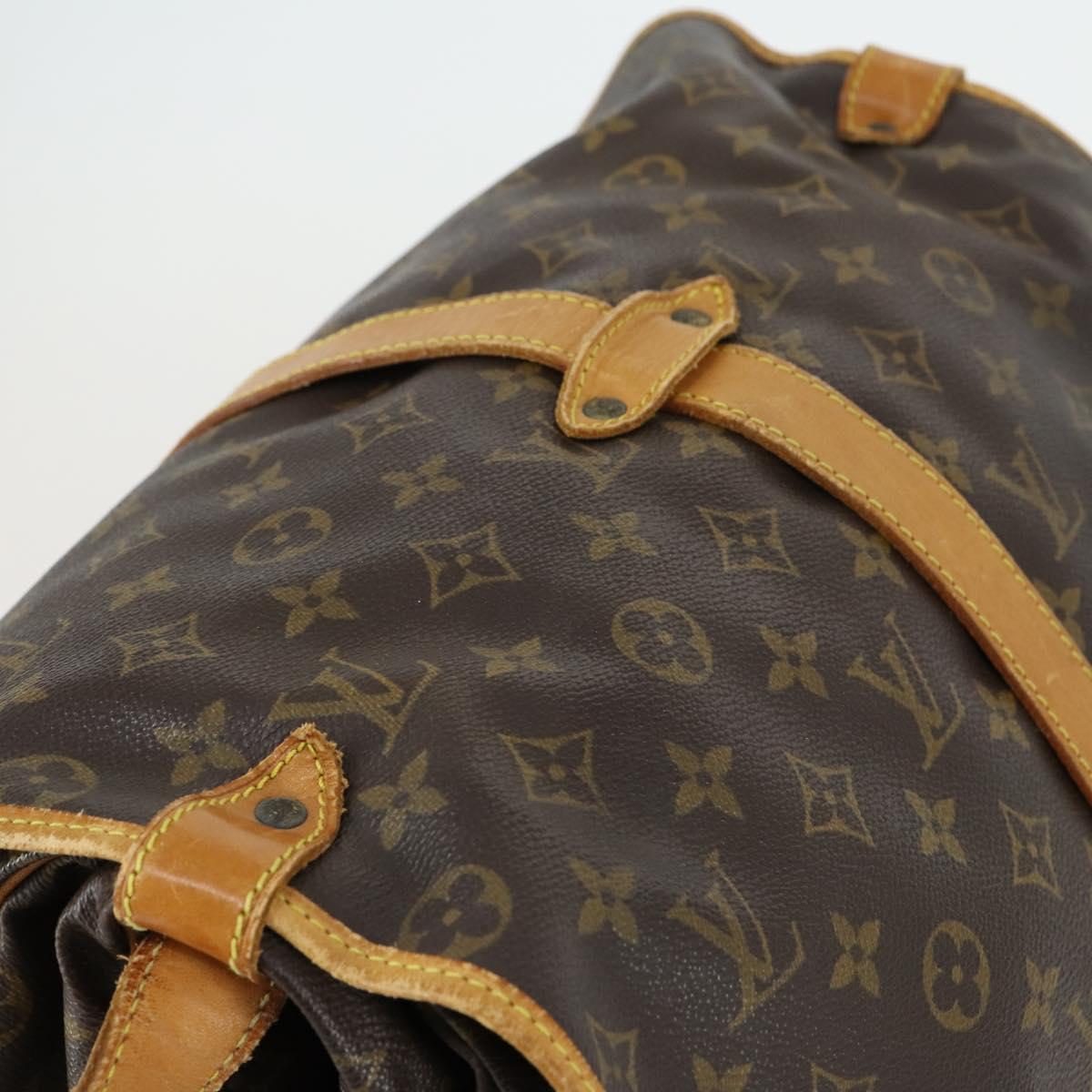 LOUIS VUITTON Monogram Saumur 35 Shoulder Bag M42254 LV Auth ka510