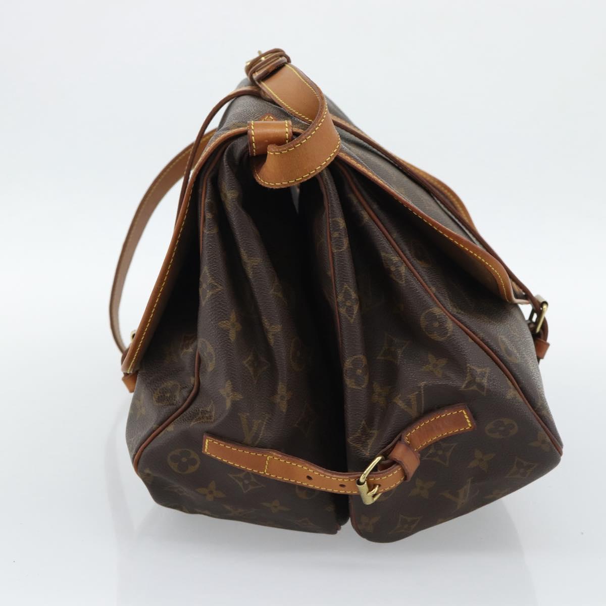 LOUIS VUITTON Monogram Saumur 35 Shoulder Bag M42254 LV Auth ka5161