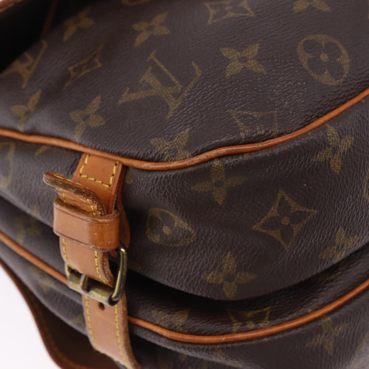 LOUIS VUITTON Monogram Saumur 30 Shoulder Bag M42256 LV Auth ka5313