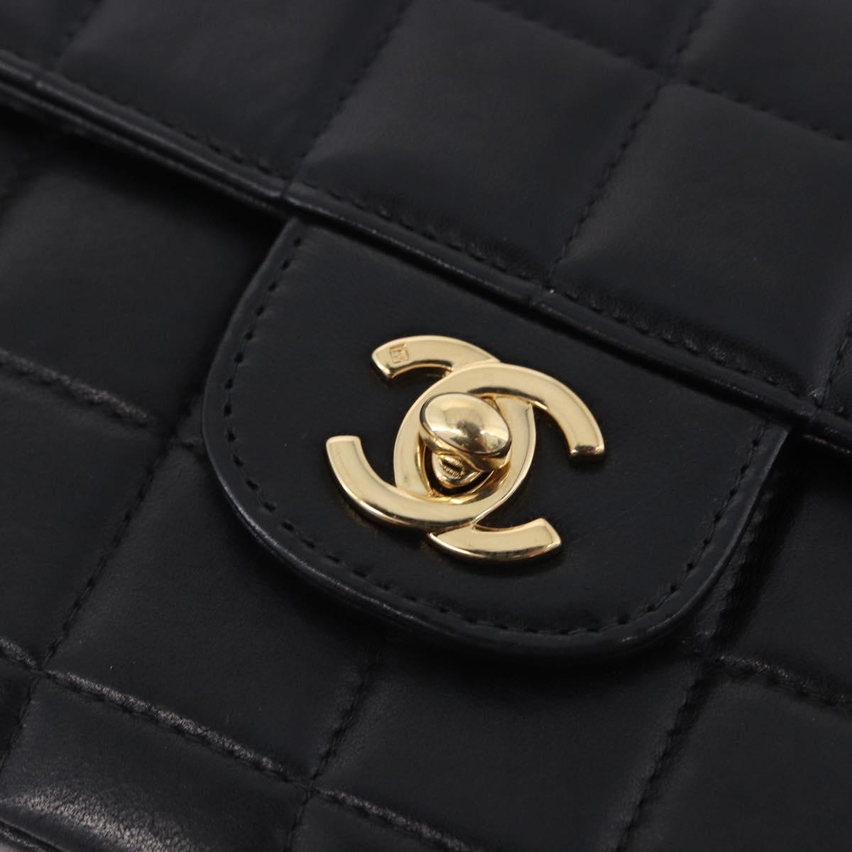 CHANEL Choco Bar Line Chain Shoulder Bag Leather Black Gold CC Auth ka5317V