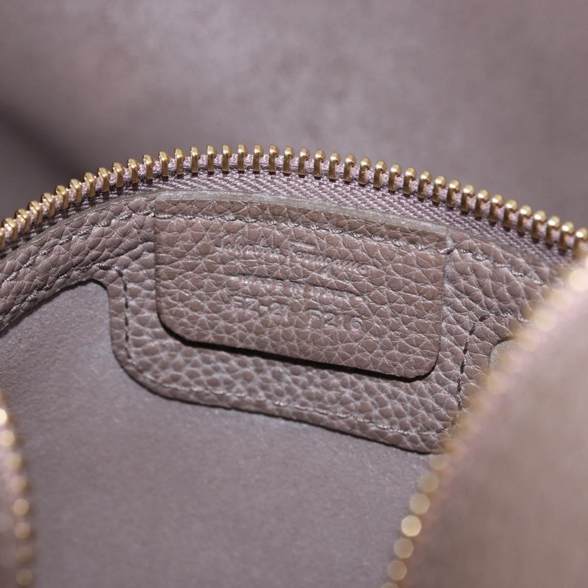 Salvatore Ferragamo Tote Bag Leather Beige Gold Auth ka5320A