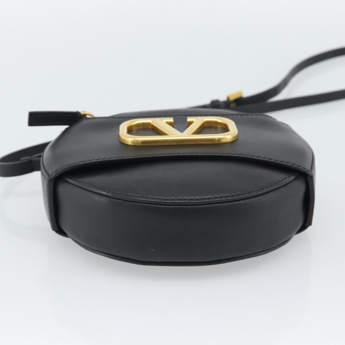 VALENTINO Shoulder Bag Leather Black Gold Tone Auth ka5473A