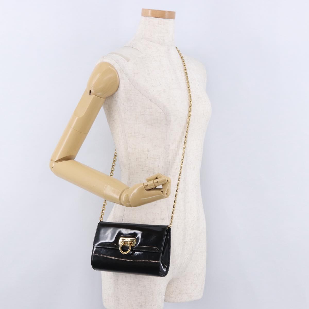 Salvatore Ferragamo Gancini Chain Shoulder Bag Patent Black Gold Auth ka5498