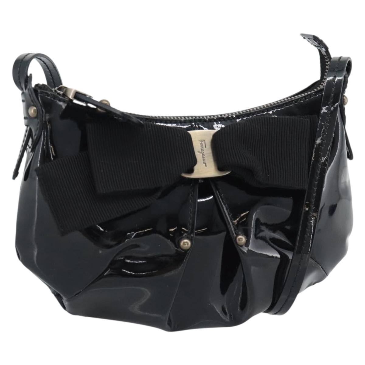 Salvatore Ferragamo Vala Shoulder Bag Patent Black Silver Auth ka5532A