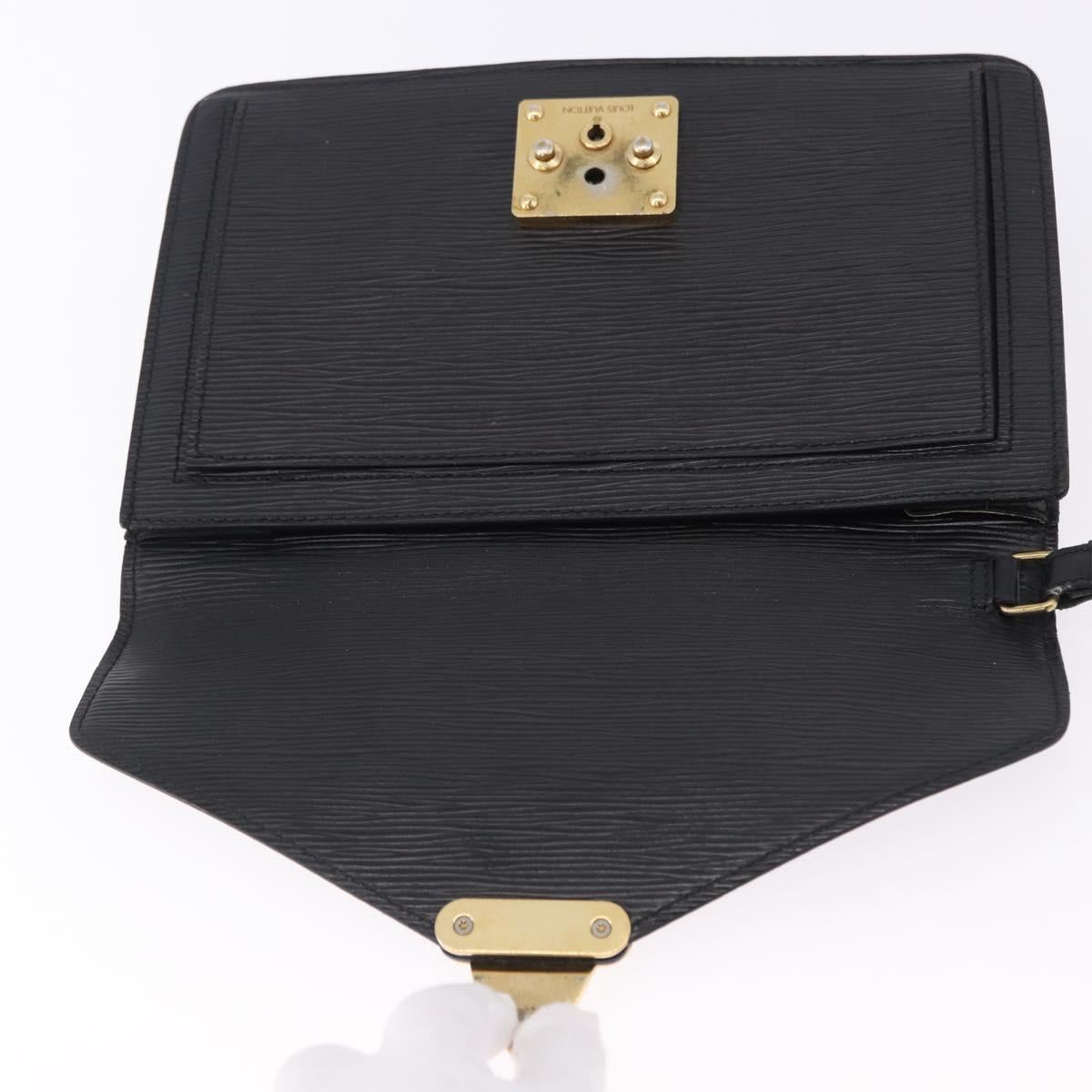 LOUIS VUITTON Epi Sellier Dragonne Clutch Bag Black M52612 LV Auth ka5547
