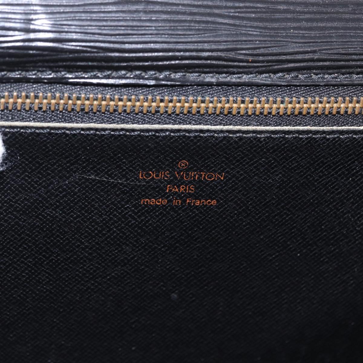 LOUIS VUITTON Epi Sellier Dragonne Clutch Bag Black M52612 LV Auth ka5547
