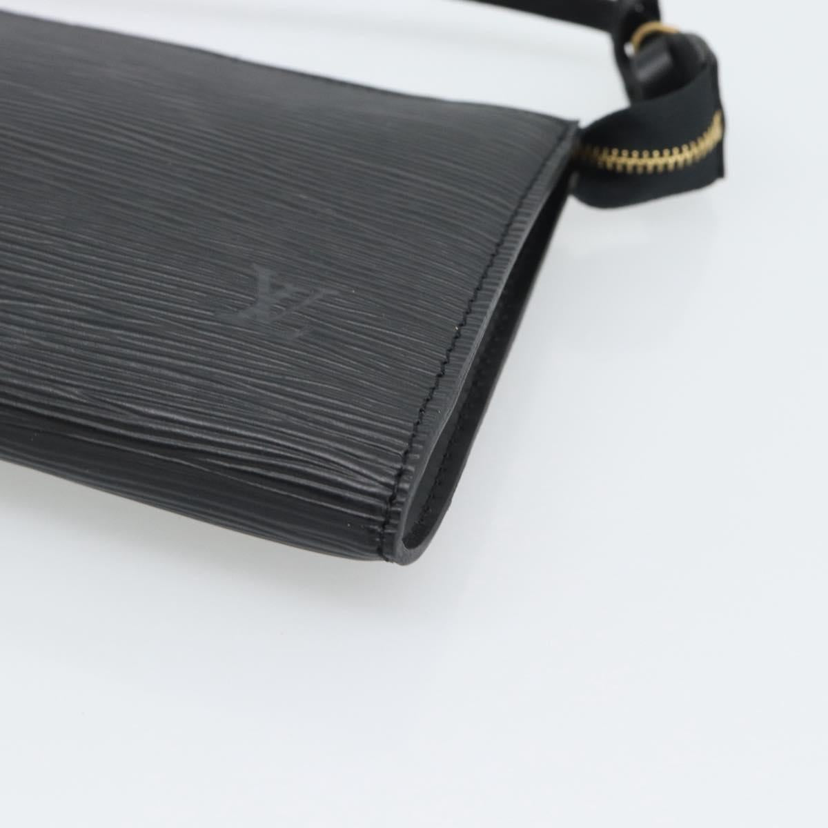 LOUIS VUITTON Epi Pochette Accessoires Accessory Pouch Black M52982 Auth ka5553