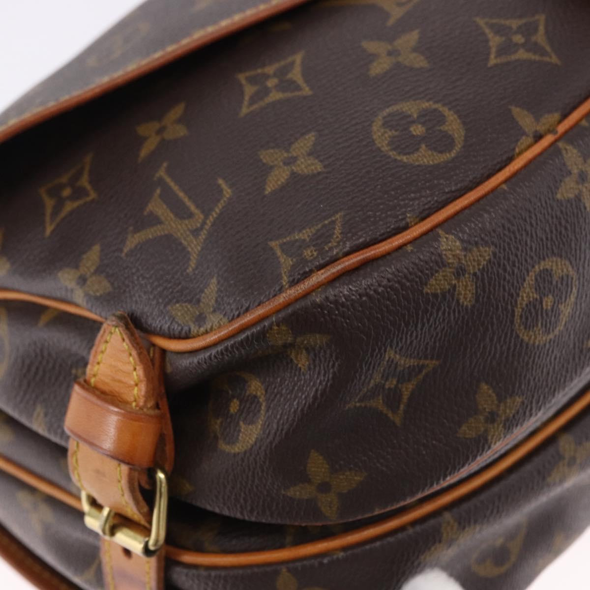 LOUIS VUITTON Monogram Saumur 30 Shoulder Bag M42256 LV Auth ka5561