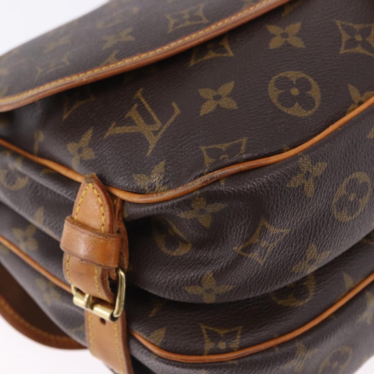 LOUIS VUITTON Monogram Saumur 30 Shoulder Bag M42256 LV Auth ka5561