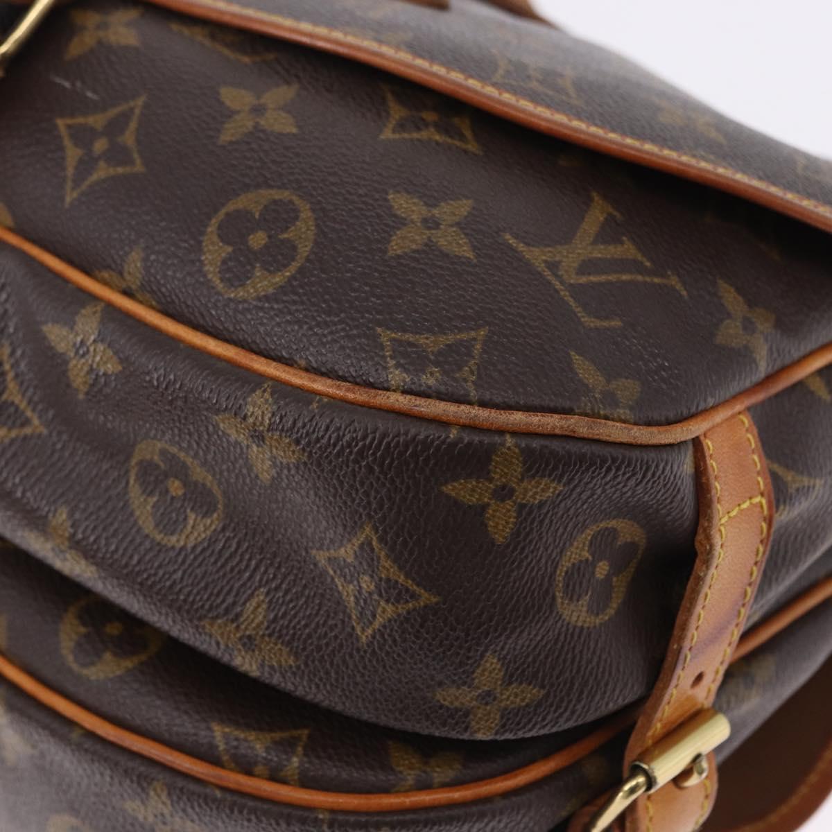 LOUIS VUITTON Monogram Saumur 30 Shoulder Bag M42256 LV Auth ka5561