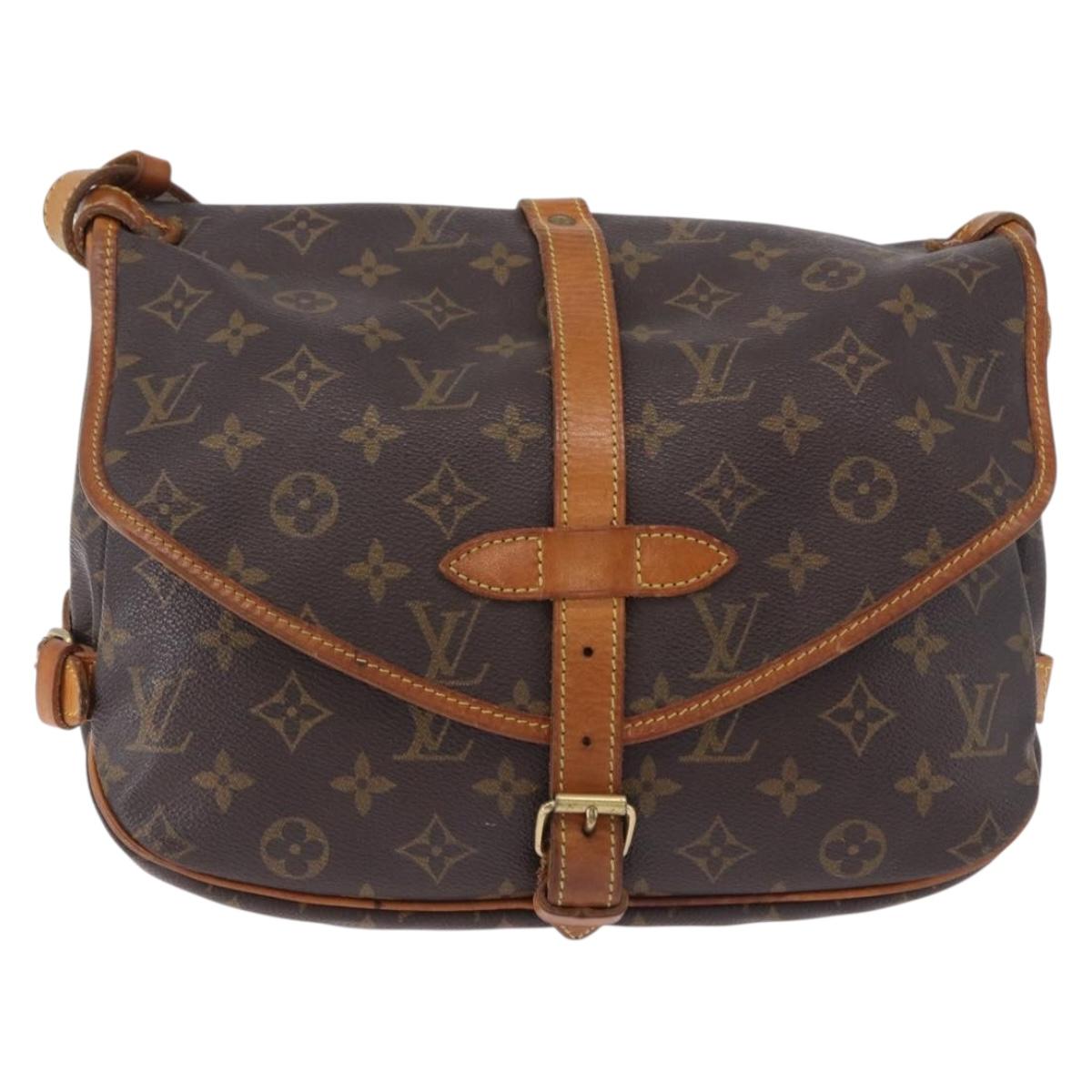 LOUIS VUITTON Monogram Saumur 30 Shoulder Bag M42256 LV Auth ka5561