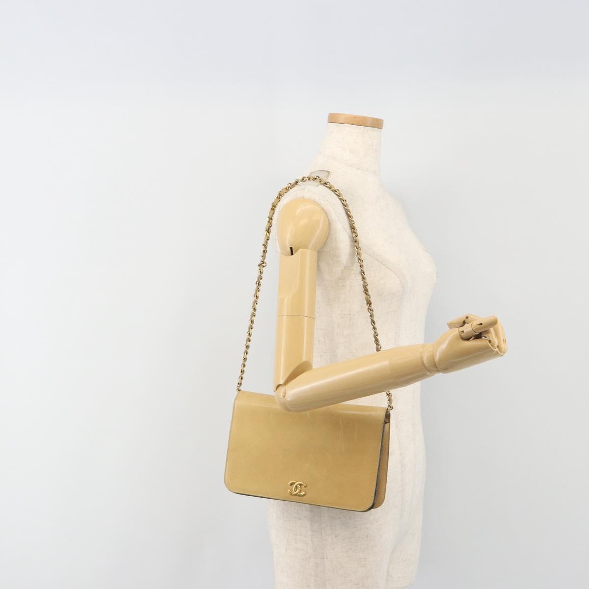 CHANEL Matelasse Chain Shoulder Bag Leather Beige Gold CC Auth ka5721