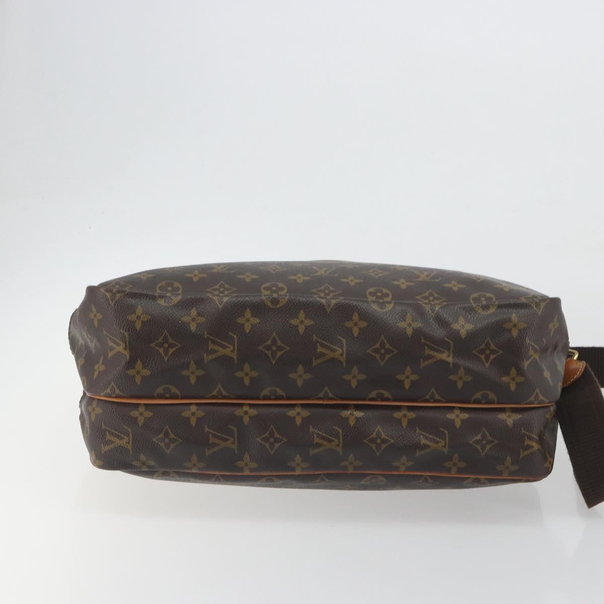 LOUIS VUITTON Monogram Reporter GM Shoulder Bag M45252 LV Auth ka5728A