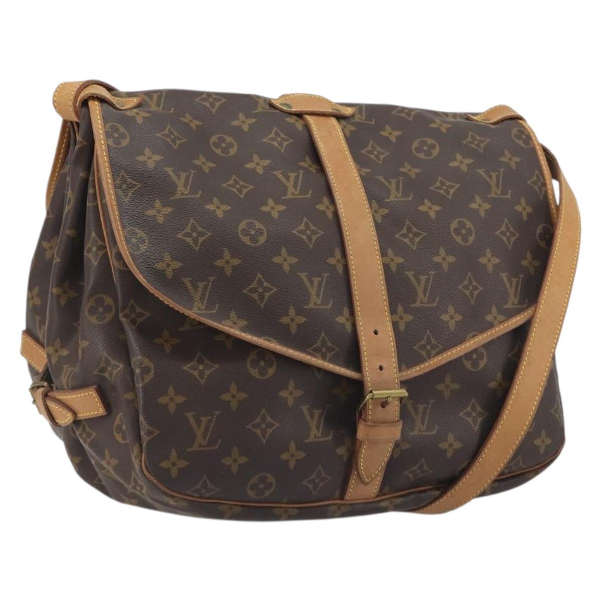 LOUIS VUITTON Monogram Saumur 35 Shoulder Bag M42254 LV Auth ka5729