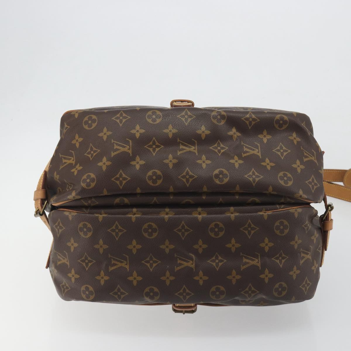 LOUIS VUITTON Monogram Saumur 35 Shoulder Bag M42254 LV Auth ka5729