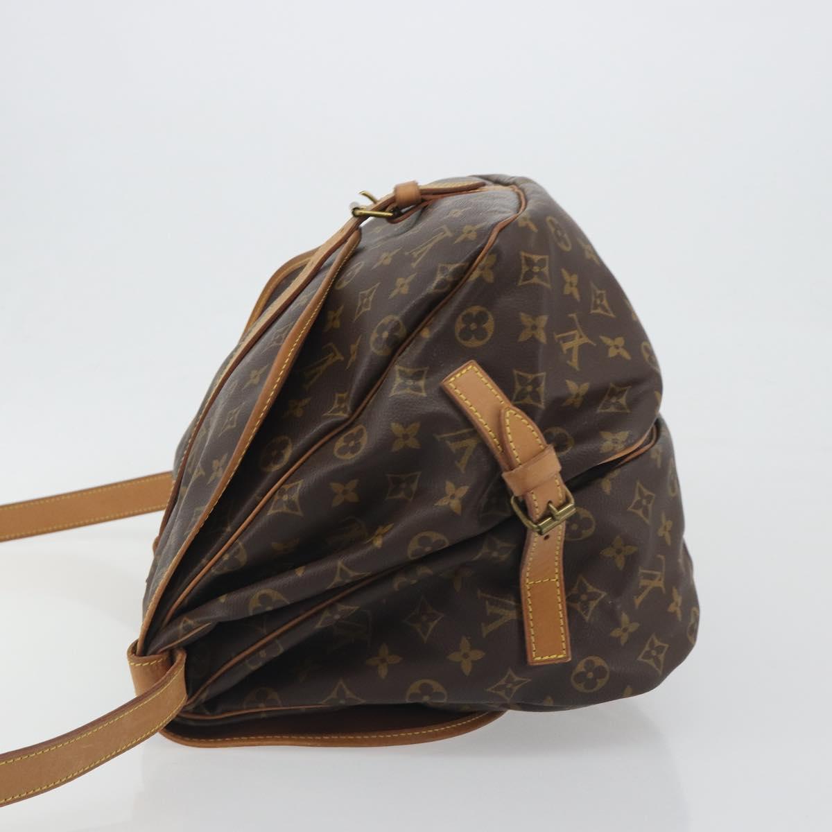 LOUIS VUITTON Monogram Saumur 35 Shoulder Bag M42254 LV Auth ka5729