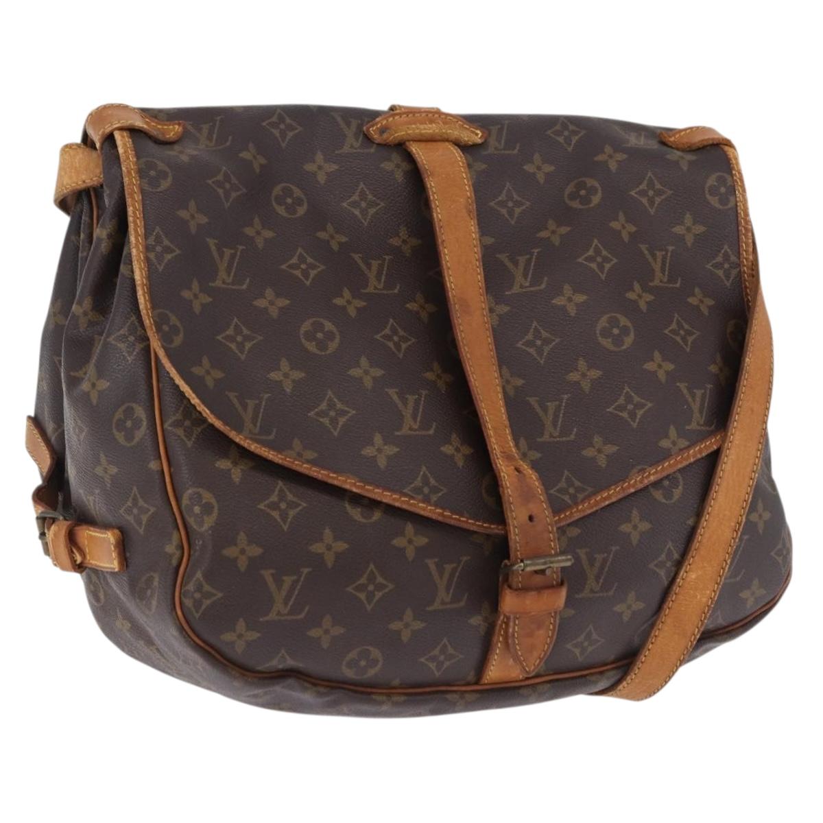 LOUIS VUITTON Monogram Saumur 35 Shoulder Bag M42254 LV Auth ka5756