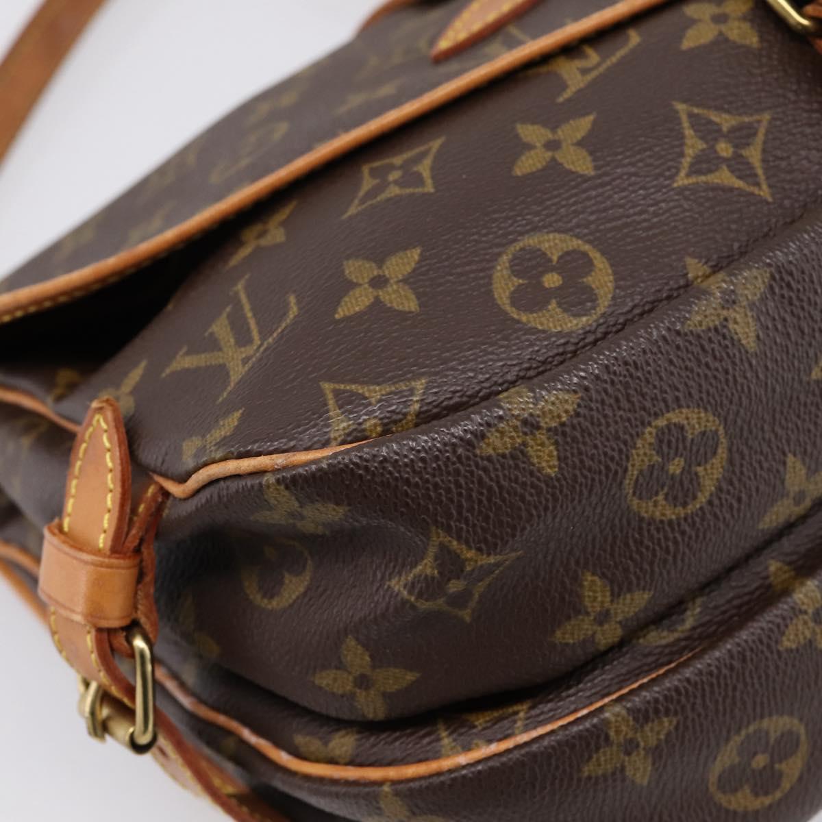 LOUIS VUITTON Monogram Saumur 30 Shoulder Bag M42256 LV Auth ka5757A