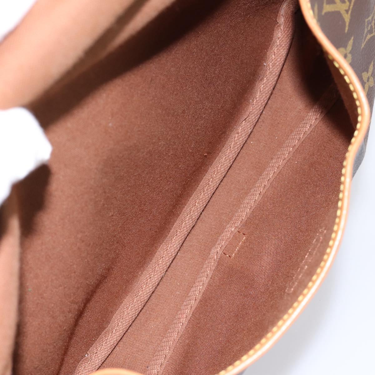 LOUIS VUITTON Monogram Saumur 30 Shoulder Bag M42256 LV Auth ka5757A